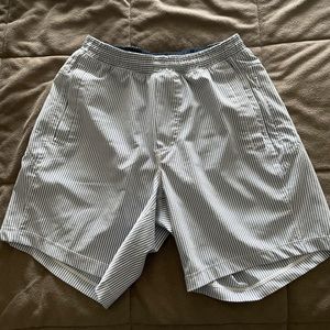 Birddogs men’s size small 8” seersucker